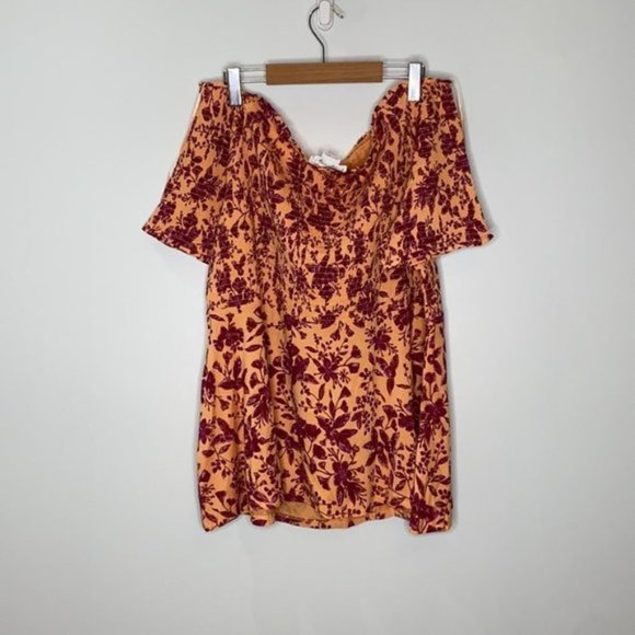 In Every Story...Women Off-Shoulder Top With Smocking Details Plus Size 2X - Picture 6 of 10